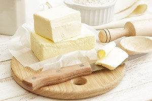 Ce este mai sanatos? Untul sau margarina?